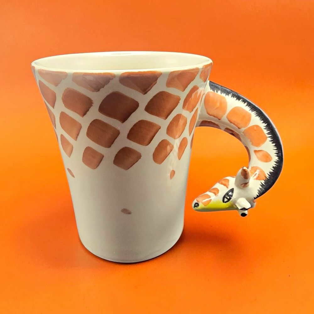 Pier 1 Imports Hand Painted Stoneware Giraffee Handle/Print Coffee Mug MW/DW